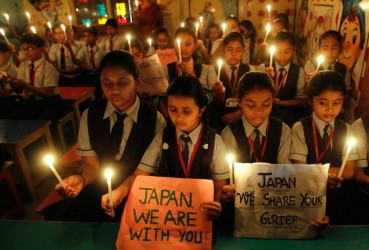 Japans-earthquake-victims-candle
