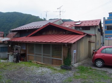 今夜から2日間お世話になります。『あっけら館』さん、こんにちは〜。