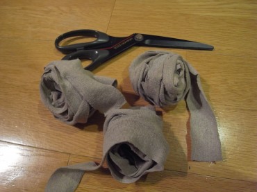 R0015615 拳位の大きさの玉にします。