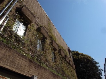 泉の森会館で7年目。善きサンガが営まれ育まれますね。Ｏｍ…