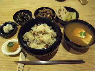 入り大豆のご飯
