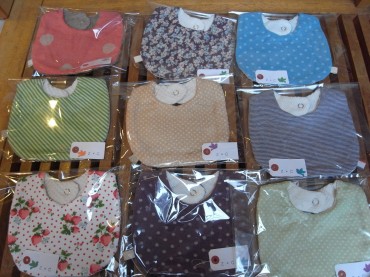 ママ・ヨーガクラスの赤ちゃんにプレゼントしている商品です。とにかくかわいいです＾＾