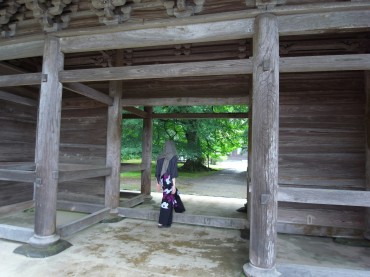 ささ、先ず、ごあいさつ。すばらしい今日に感謝！この地に感謝！