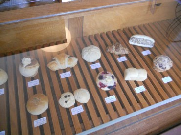 img_961435_27986344_3